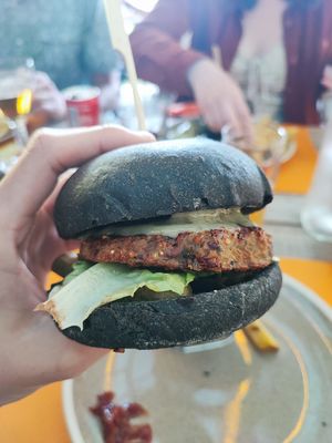  at La Terrasse in Moncalou