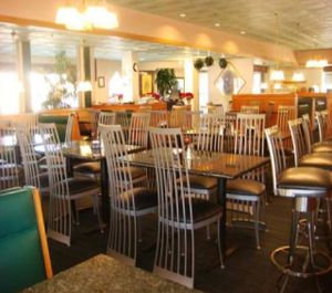 dining area at Crystal Jade in Omaha