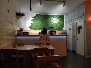 Inside at Alternative Burger in Porto