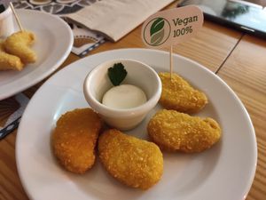 Chicken goujons at Alternative Burger in Porto