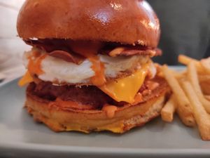 Vegetarian burguer at Alternative Burger in Porto