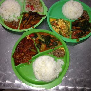 they even have vegan shrimp paste  at Loving Hut in Metro Manila