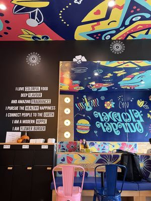 Me w/cool decor at Flower Burger in West Hollywood