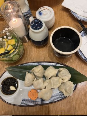 Yuan Bao Jiao Zi Shu Cai  at laolao in Vienna