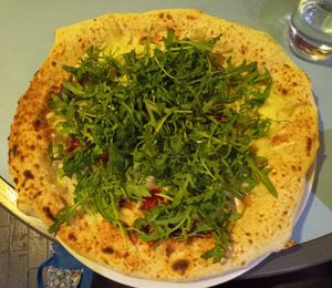 Pizza vegana Estiva at Bella Compagnia in Vienna