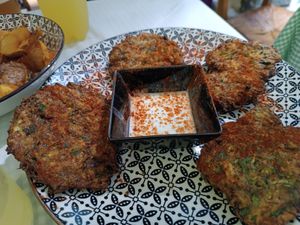 Kolokuthokeftedes at Tabule Rasa in Corfu