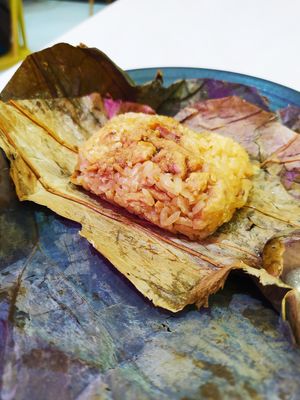 Lotus Leaf Rice at Grove Cafe 素林 - Northshore Plaza I in Northeast Singapore