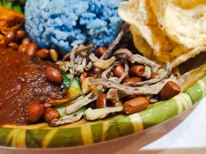 Peanut and anchovies at Grove Cafe 素林 - Northshore Plaza I in Northeast Singapore