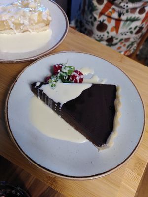  at Undercrag Studio & Café in Torver