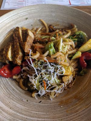 Teppan with tempeh at MoschMosch in Heidelberg