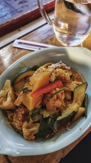 Red curry mixed with rice (dish of the day) at Mamamon Thai Eatery in Vienna
