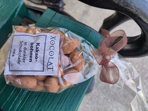 Schöne Mitbringsel 👍 at Xocolat in Vienna