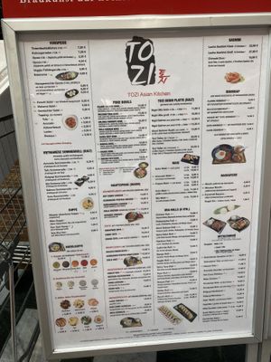 Clearly labeled vegan items on the menu  at Tozi in Vienna