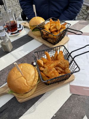   at Velochique in Monchique