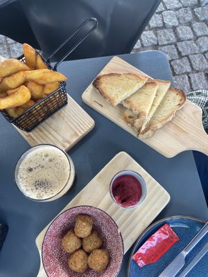   at Velochique in Monchique