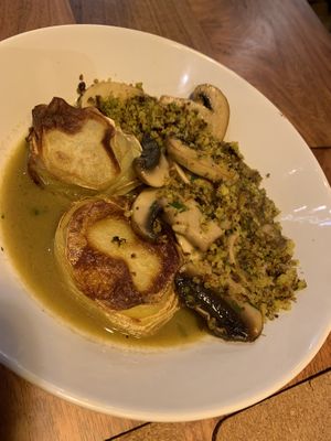 Cogumelos à Bolhão Pato #Veganuary at Seiva Restaurante in Matosinhos
