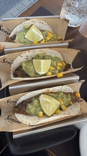   at Season in Barcelona