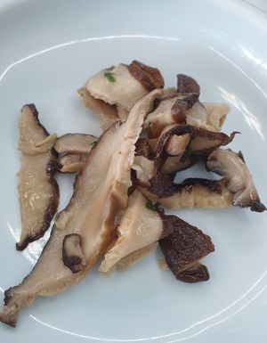  at Shintoburi in Songnisandong