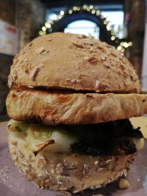 Vegan Burger at Vineria N.4 in Pistoia