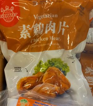 mock chicken at Lili Markt in Vienna