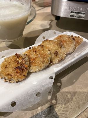   at Fányānwàichá - 凡烟外茶·素食 in Wuhan