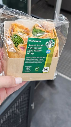  at LHR - Starbucks - T5 in West London