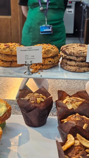  at LHR - Starbucks - T5 in West London