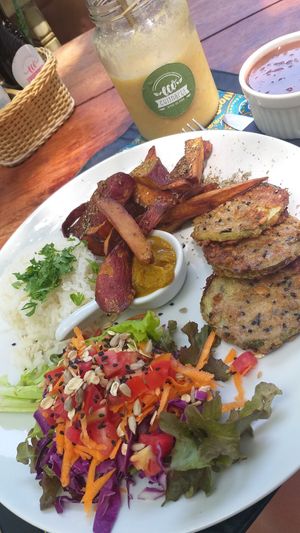 Prato executivo com abobrinha empanada at Eco Culinaria in Tibau Do Sul