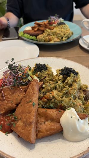 Tofu meal and healthy meal (in the back)  at Upcafe in Split