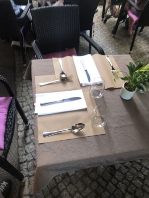 Pictured is an outdoor table  at Lucky Leek in Berlin