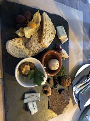 Pictured is the cheese board  at Lucky Leek in Berlin