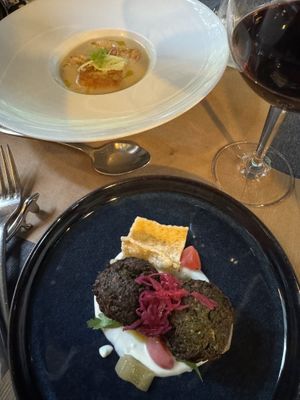 Soup and fancy falafel   at Lucky Leek in Berlin