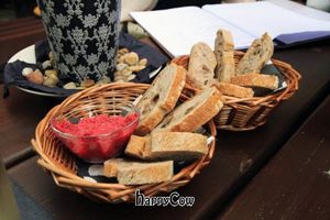 Amazing bread and beetroot hummus we got to keep us calm until the food arrived... at Lucky Leek in Berlin