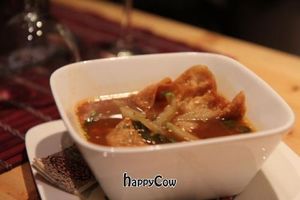 Hot and sour soup with wonton at Lucky Leek in Berlin