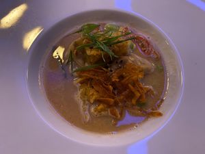 peanut miso soup | konjac wonton | chili savoy at Lucky Leek in Berlin
