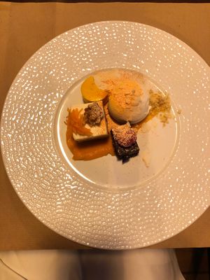 Dessert 🧁 ❤️ at Lucky Leek in Berlin