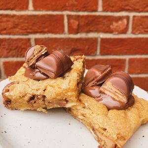 Kinder Bueno blondies at The Monocle Cafe in Macclesfield