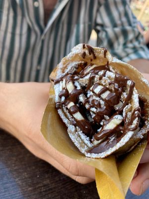 (Vegan) artisanal hazelnut and chocolate spread with bananas at Crepes House by PePe in Venice
