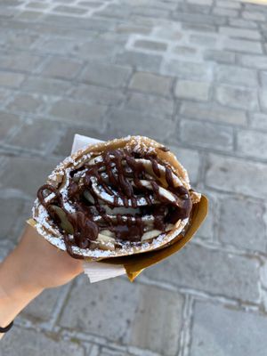 Vegan "nutella" (chocolate hazelnut spread) and banana crepe at Crepes House by PePe in Venice