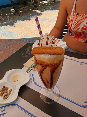 Lotus Frape at Fast Vegan in Fuengirola