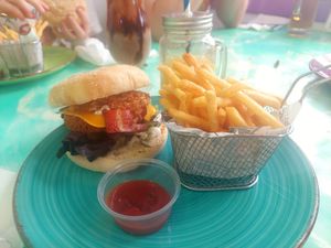 Bacon Cheese Vegan Queen at Fast Vegan in Fuengirola