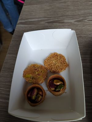 Assorted vegan pastries at EntR'amis in Spa