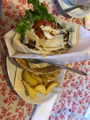 Vegan falafel set at Falafel Garden in Kyoto