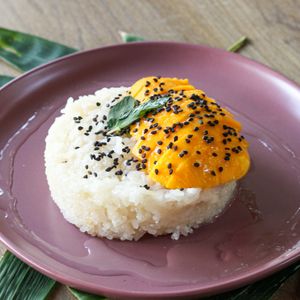 Sticky rice mango at Thai Thai in Merida