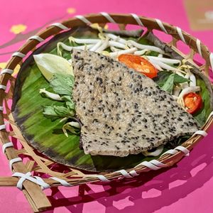 Puffed Rice Cracker at Paper Rice in East Singapore