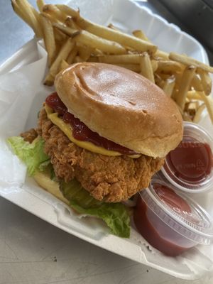 Chicken sandwich   at Erins Vegan Delight in Philadelphia