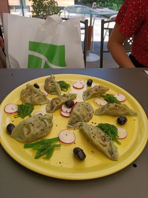 Ravioli orientali vegan at Punto Natura in Bergamo