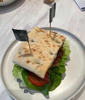   at Cafe Vianee in Miranda