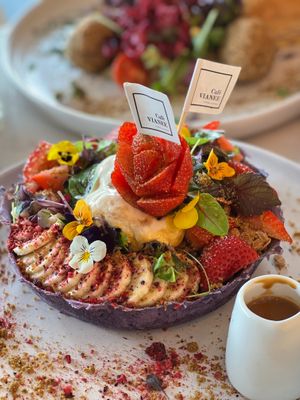  at Cafe Vianee in Miranda