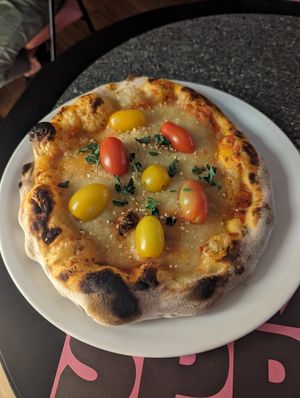 Napolitana vegana at Spritzza in Buenos Aires